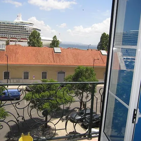 Couette-café B.mar & Suites Lisboa