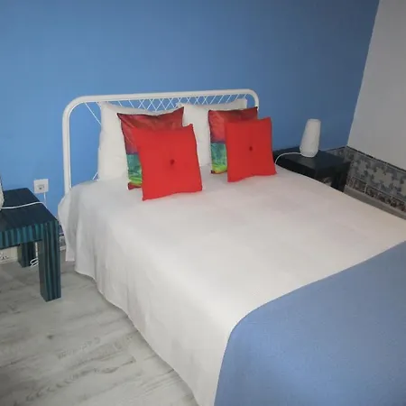 B.mar & Suites