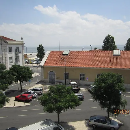 B.mar & Suites 3* Lisbona